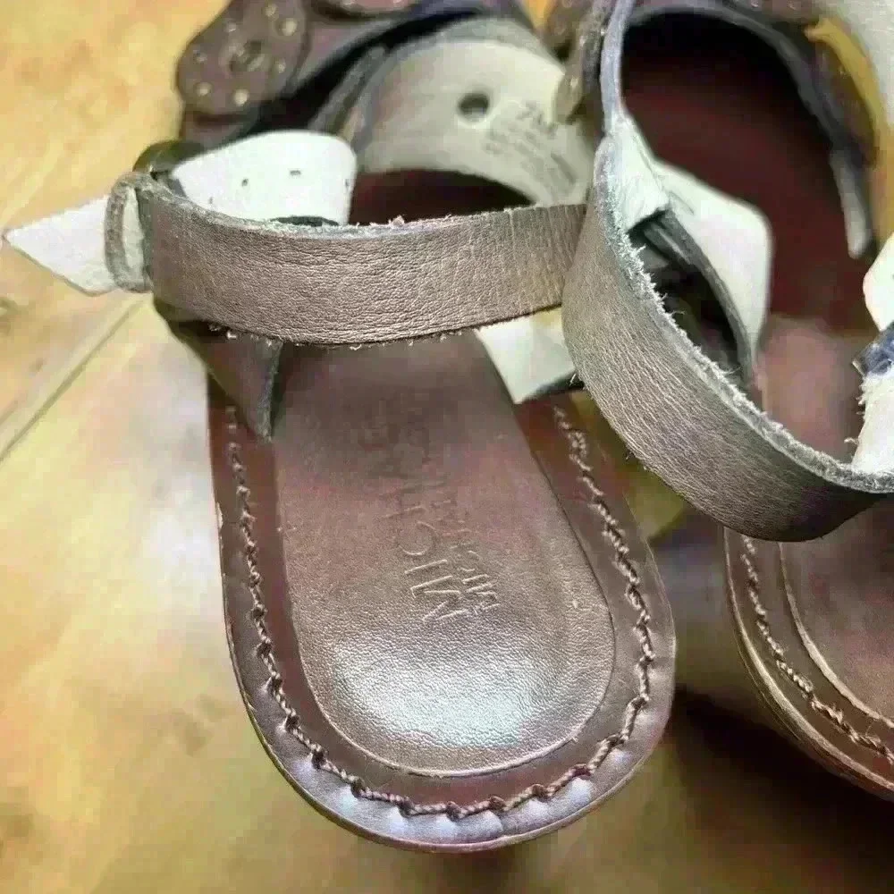 Michael Kors Studded Leather Sandals Heel Buckle Straps Chunky 90s Y2K Women’s 7 - Picture 5 of 9